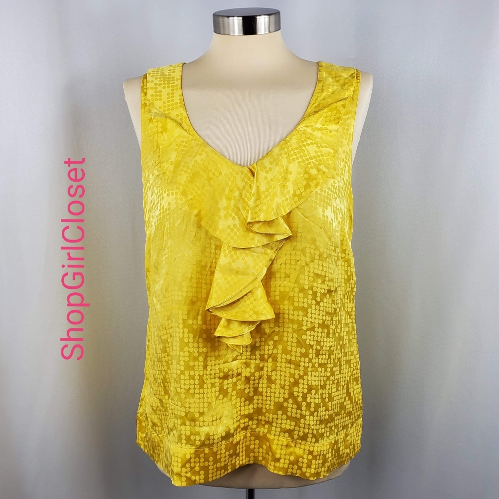 ๐๏ธ Halogen Silk Ruffle Front Sleeveless Top - Picture 1 of 8